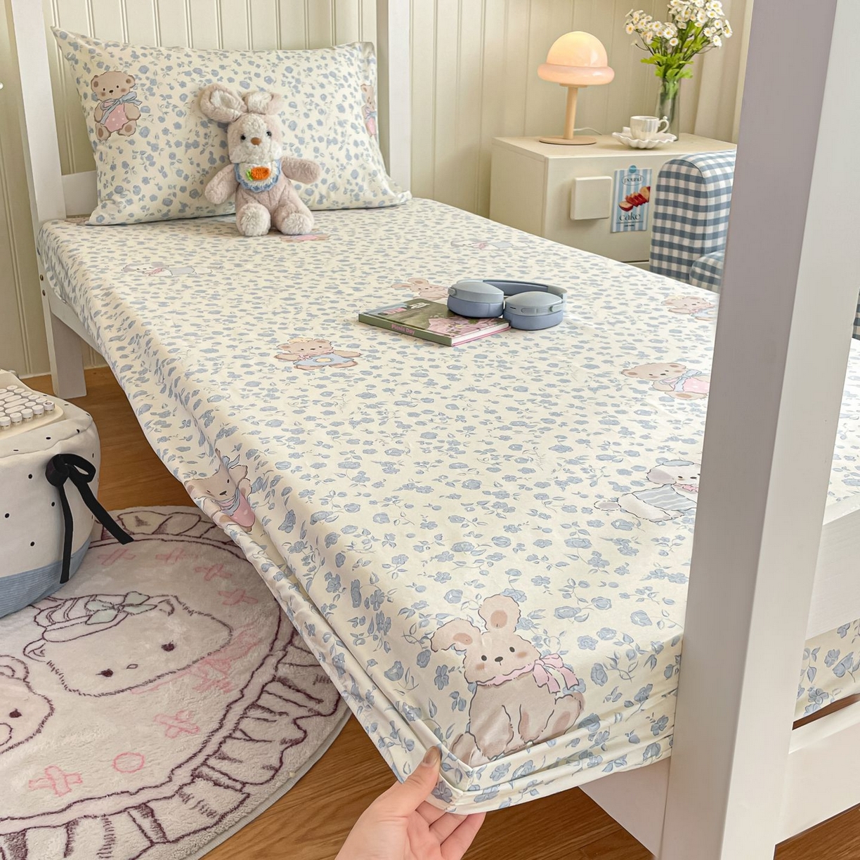 91家纺网 家纺一手货源 找家纺 女子家纺 2026新款春夏13070印花床笠单品床笠床笠单件 甜梦小熊