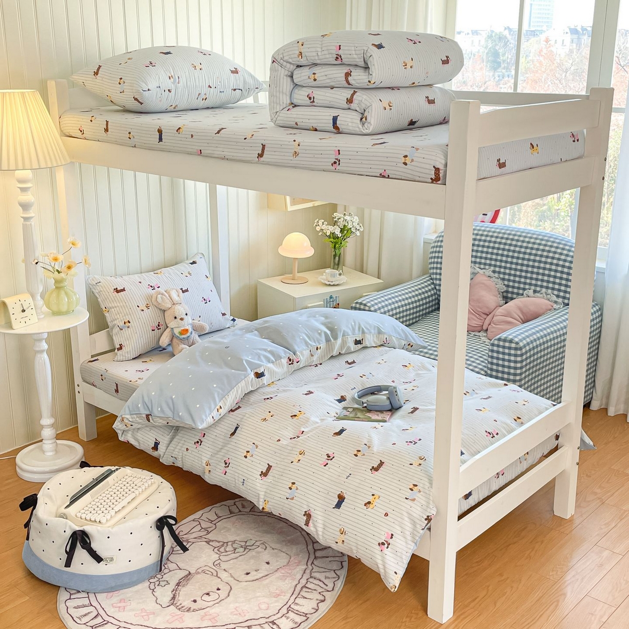 91家纺网 家纺一手货源 找家纺 女子家纺 2026新款春夏13070印花床笠单品床笠床笠单件 小狗没烦恼-蓝