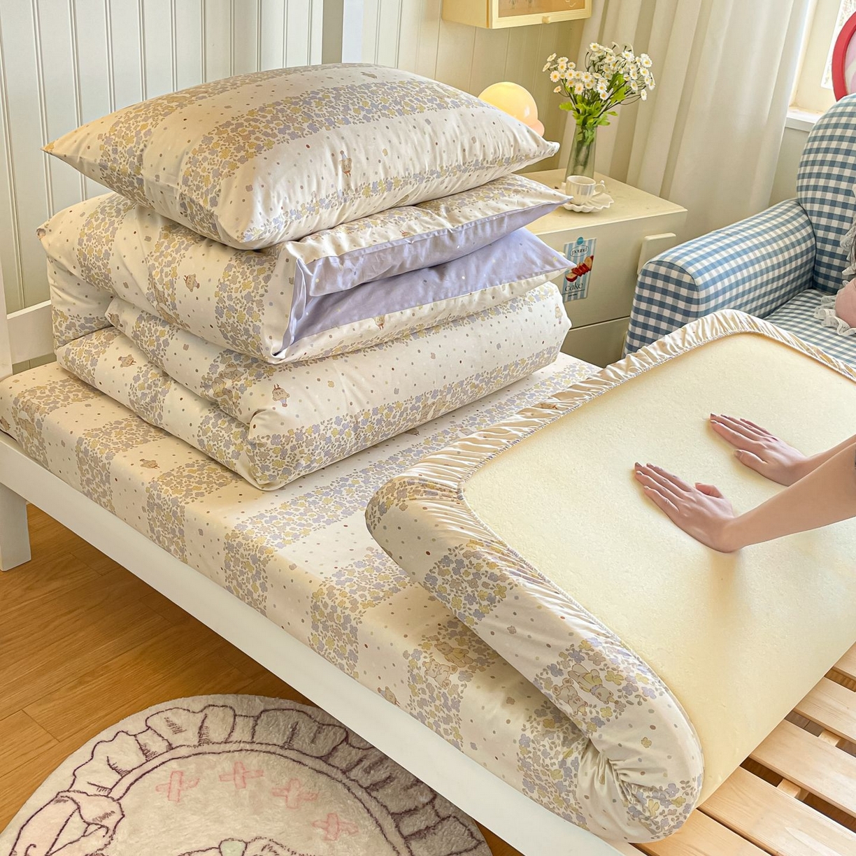 91家纺网 家纺一手货源 找家纺 女子家纺 2026新款春夏13070印花床笠单品床笠床笠单件 小熊温蒂