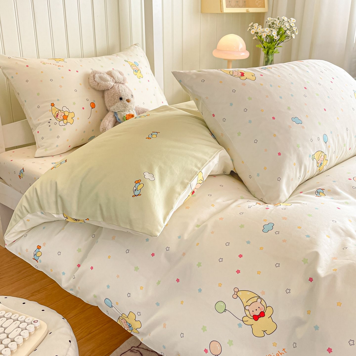 91家纺网 家纺一手货源 找家纺 女子家纺 2026新款春夏13070印花床笠单品床笠床笠单件 星星小熊