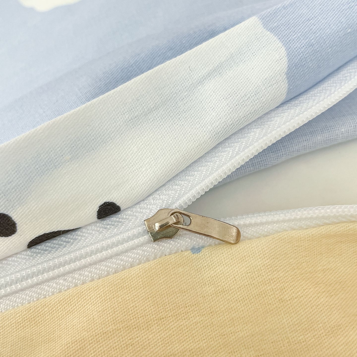 91家纺网 家纺一手货源 找家纺 女子家纺 2026新款春夏13070印花床笠单品床笠床笠单件 云朵小熊