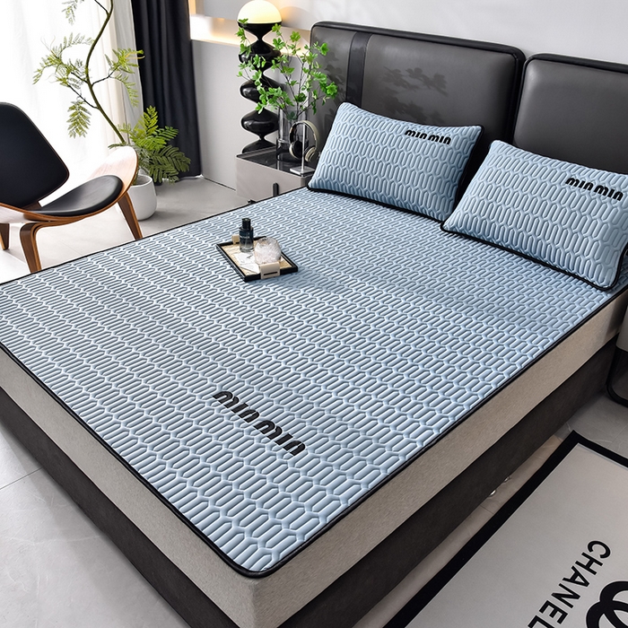 91家纺网 家纺一手货源 找家纺 炫拼家纺 2026新款平铺款乳胶凉席-minmin minmin宾利蓝