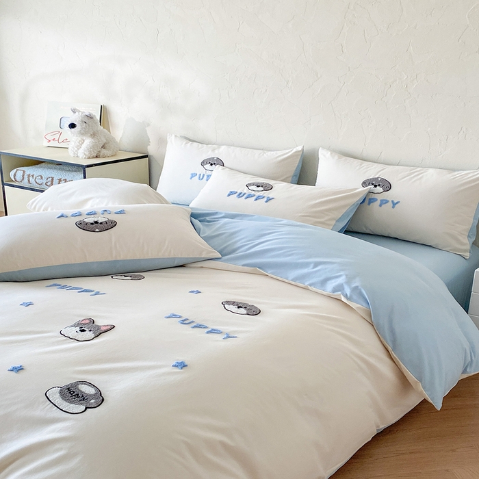 91家纺网 家纺一手货源 找家纺 拼社家纺 2026新款A类母婴级全棉纯棉水洗棉四件套毛巾绣纯棉四件套床上用品提供买家秀 甜心小狗-奶昔白蓝