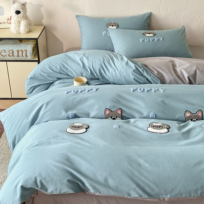 91家纺网 家纺一手货源 找家纺 拼社家纺 2026新款A类母婴级全棉纯棉水洗棉四件套毛巾绣纯棉四件套床上用品提供买家秀 甜心小狗-蓝灰