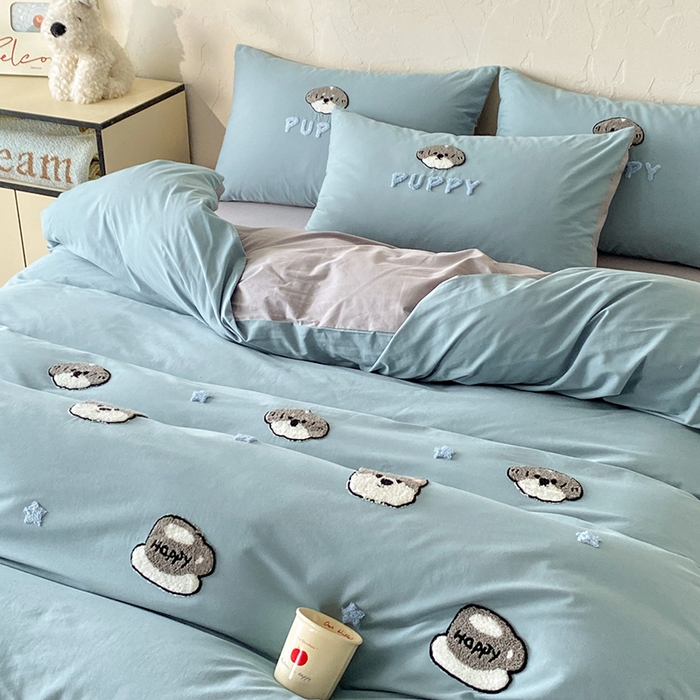 91家纺网 家纺一手货源 找家纺 拼社家纺 2026新款A类母婴级全棉纯棉水洗棉四件套毛巾绣纯棉四件套床上用品提供买家秀 甜心小狗-蓝灰