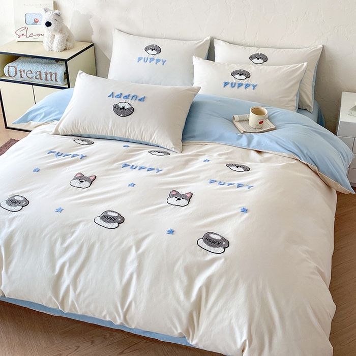 91家纺网 家纺一手货源 找家纺 拼社家纺 2026新款A类母婴级全棉纯棉水洗棉四件套毛巾绣纯棉四件套床上用品提供买家秀 甜心小狗-奶昔白蓝