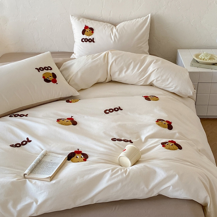 91家纺网 家纺一手货源 找家纺 拼社家纺 2026新款A类母婴级全棉纯棉水洗棉四件套毛巾绣纯棉四件套床上用品提供买家秀 cool小狗-白卡其