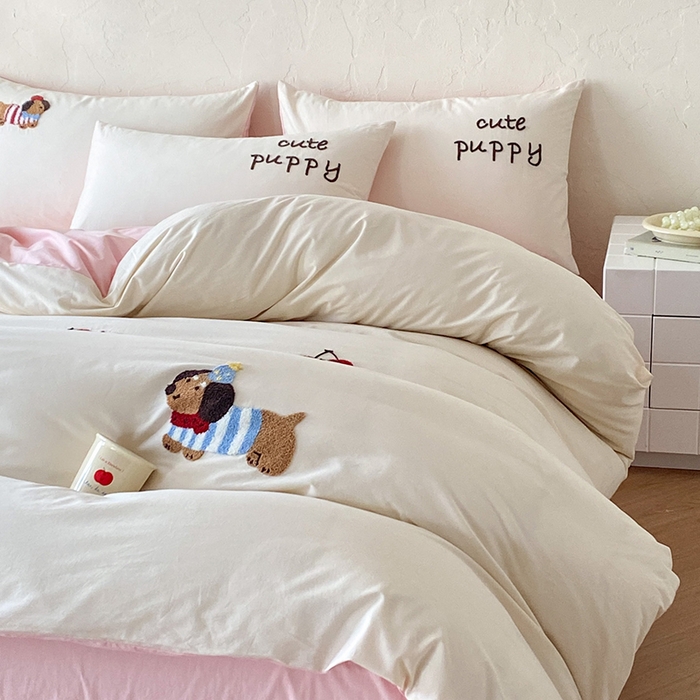 91家纺网 家纺一手货源 找家纺 拼社家纺 2026新款A类母婴级全棉纯棉水洗棉四件套毛巾绣纯棉四件套床上用品提供买家秀 萌宠派对-樱花粉