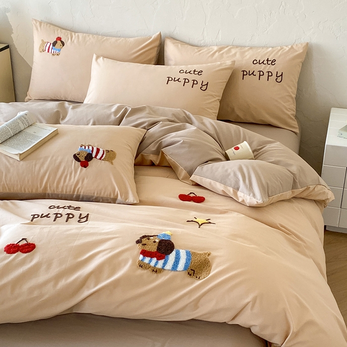 91家纺网 家纺一手货源 找家纺 拼社家纺 2026新款A类母婴级全棉纯棉水洗棉四件套毛巾绣纯棉四件套床上用品提供买家秀 萌宠派对-卡其