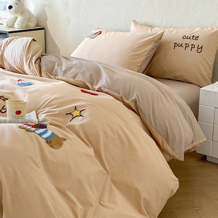 91家纺网 家纺一手货源 找家纺 拼社家纺 2026新款A类母婴级全棉纯棉水洗棉四件套毛巾绣纯棉四件套床上用品提供买家秀 萌宠派对-卡其