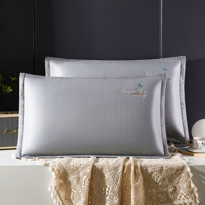91家纺网 家纺一手货源 找家纺 小牛席业 2026新款海岛夏日凉感冰丝枕套凉枕套夏天枕套冰丝枕套竹枕套藤枕套冰藤枕套 海岛夏日凉感冰丝枕套-灰色