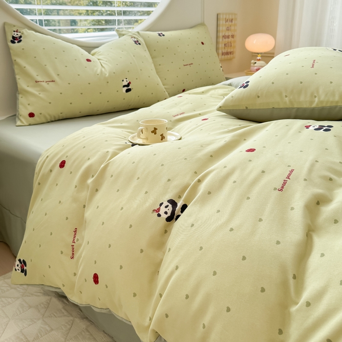 91家纺网 家纺一手货源 找家纺 爱多多家居 2026新款双层纱针织棉印花四件套 熊猫绿