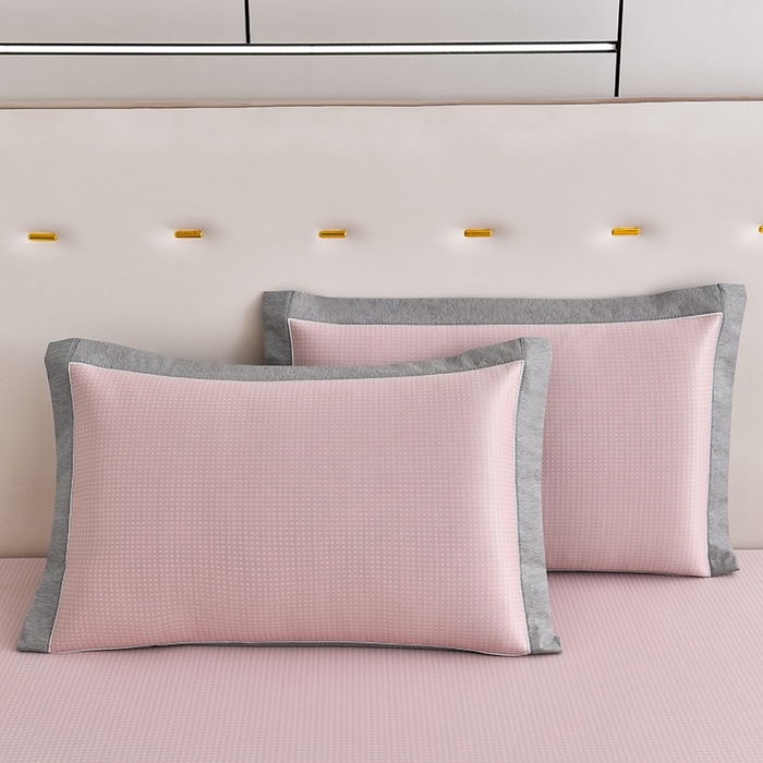 91家纺网 家纺一手货源 找家纺 小牛席业 2026新款花漾芯语绣花凉感冰丝席系列凉席藤席冰藤席冰丝席草席竹席乳胶席凉感豆豆席 粉色