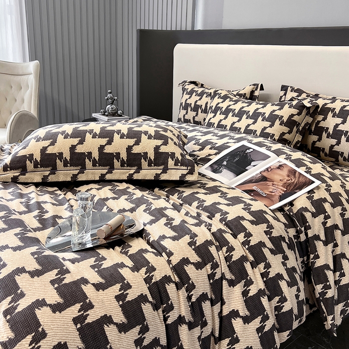 91家纺网 家纺一手货源 找家纺 塞纳 2026新款铂金暖绒加厚磨毛四件套 菱格-咖