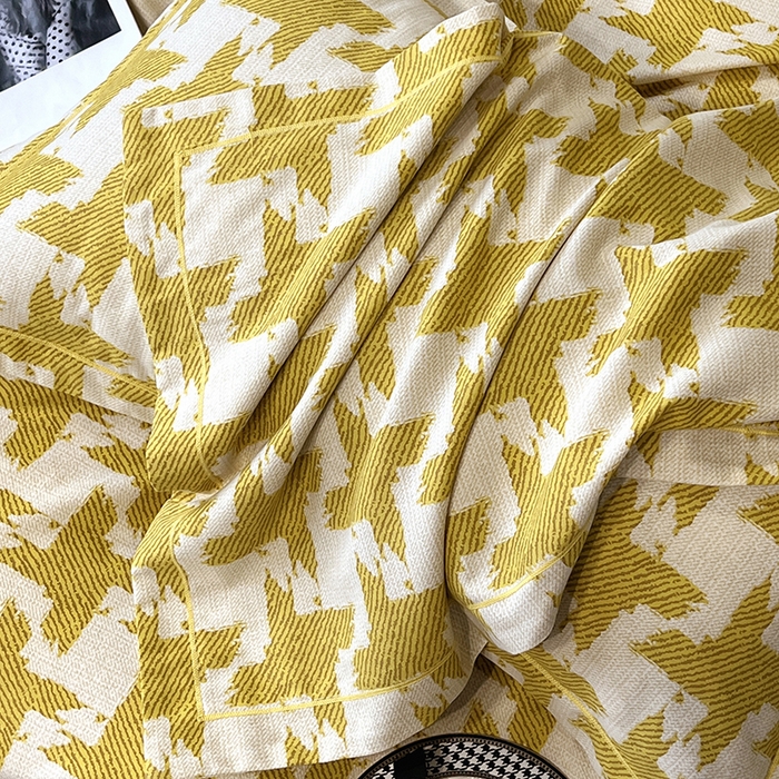 91家纺网 家纺一手货源 找家纺 塞纳 2026新款铂金暖绒加厚磨毛四件套 菱格-黄