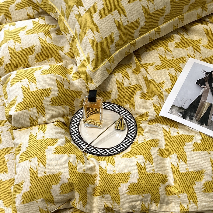 91家纺网 家纺一手货源 找家纺 塞纳 2026新款铂金暖绒加厚磨毛四件套 菱格-黄