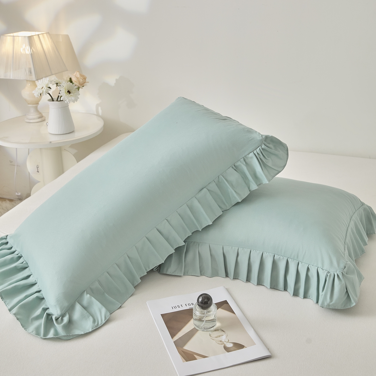 91家纺网 家纺一手货源 找家纺 衿成家纺 2026新款荷叶花边枕套纯色系列 墨绿