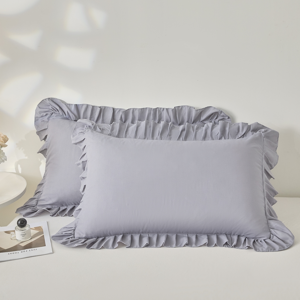 91家纺网 家纺一手货源 找家纺 衿成家纺 2026新款荷叶花边枕套纯色系列 浅灰