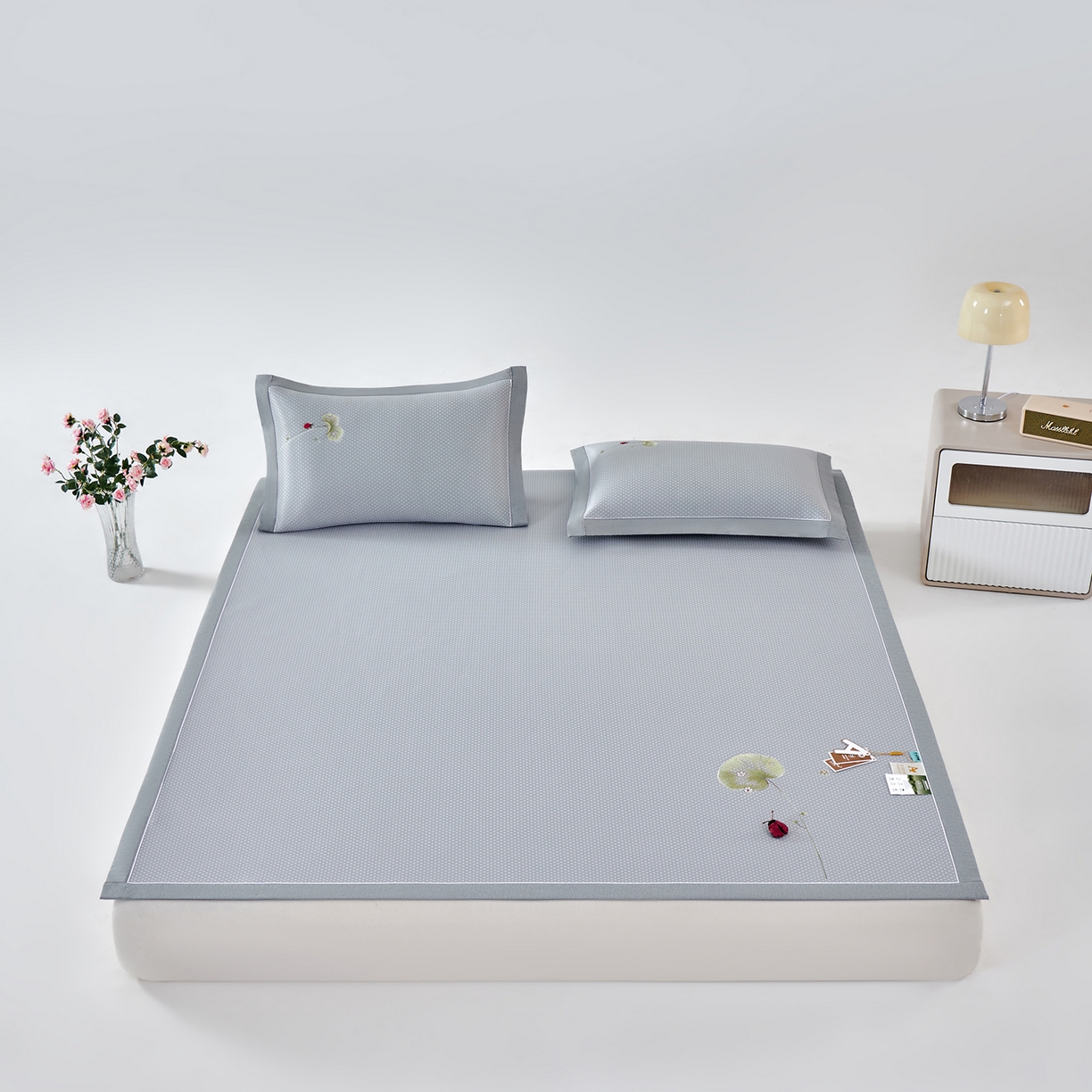 91家纺网 家纺一手货源 找家纺 （总）小牛席业 2026新款满天星-夏日荷塘冰丝席凉席藤席草席竹席乳胶席凉感豆豆席