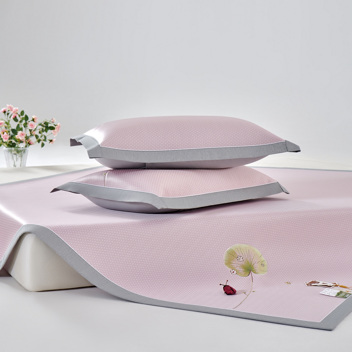 小牛席业 2026新款满天星-夏日荷塘冰丝席凉席藤席草席竹席乳胶席凉感豆豆席 粉色