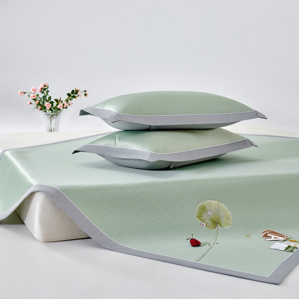 小牛席业 2026新款满天星-夏日荷塘冰丝席凉席藤席草席竹席乳胶席凉感豆豆席 绿色