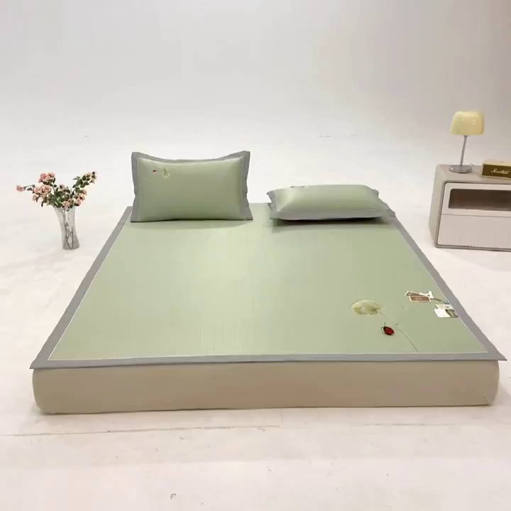 91家纺网 家纺一手货源 找家纺 小牛席业 2026新款满天星-夏日荷塘冰丝席凉席藤席草席竹席乳胶席凉感豆豆席 绿色