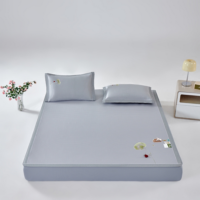 91家纺网 家纺一手货源 找家纺 小牛席业 2026新款满天星-夏日荷塘冰丝席（床笠款）凉席藤席草席竹席乳胶席凉感豆豆席 灰色