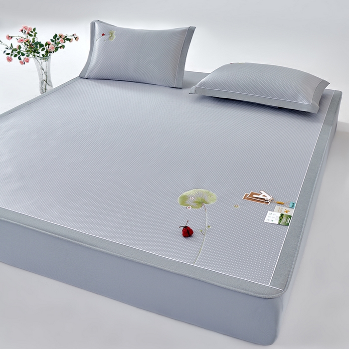 91家纺网 家纺一手货源 找家纺 小牛席业 2026新款满天星-夏日荷塘冰丝席（床笠款）凉席藤席草席竹席乳胶席凉感豆豆席 灰色