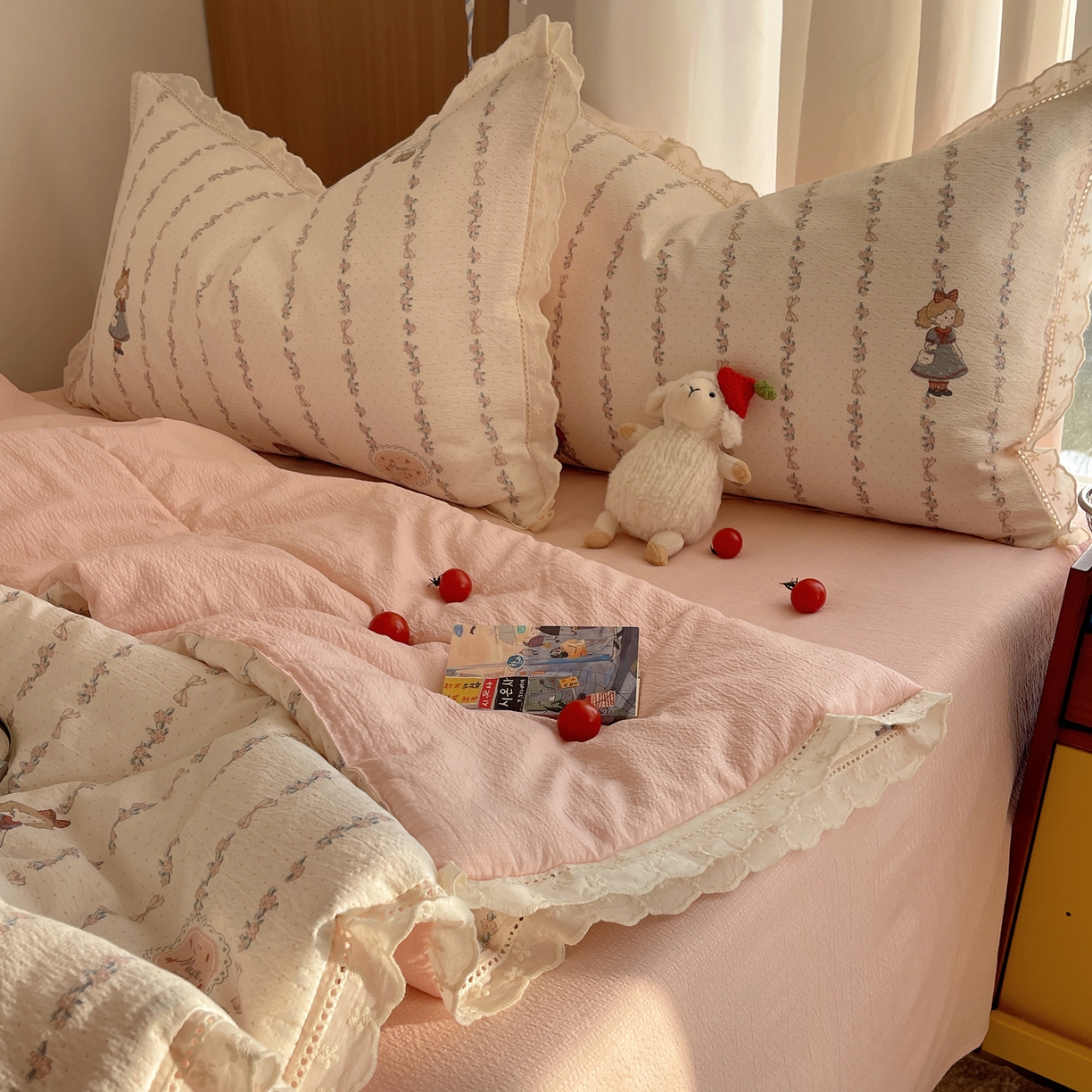 91家纺网 家纺一手货源 找家纺 梵克保罗 2026春夏新款全棉纯棉花边皱皱纱单夏被夏凉被空调被夏被四件套 洛丽条