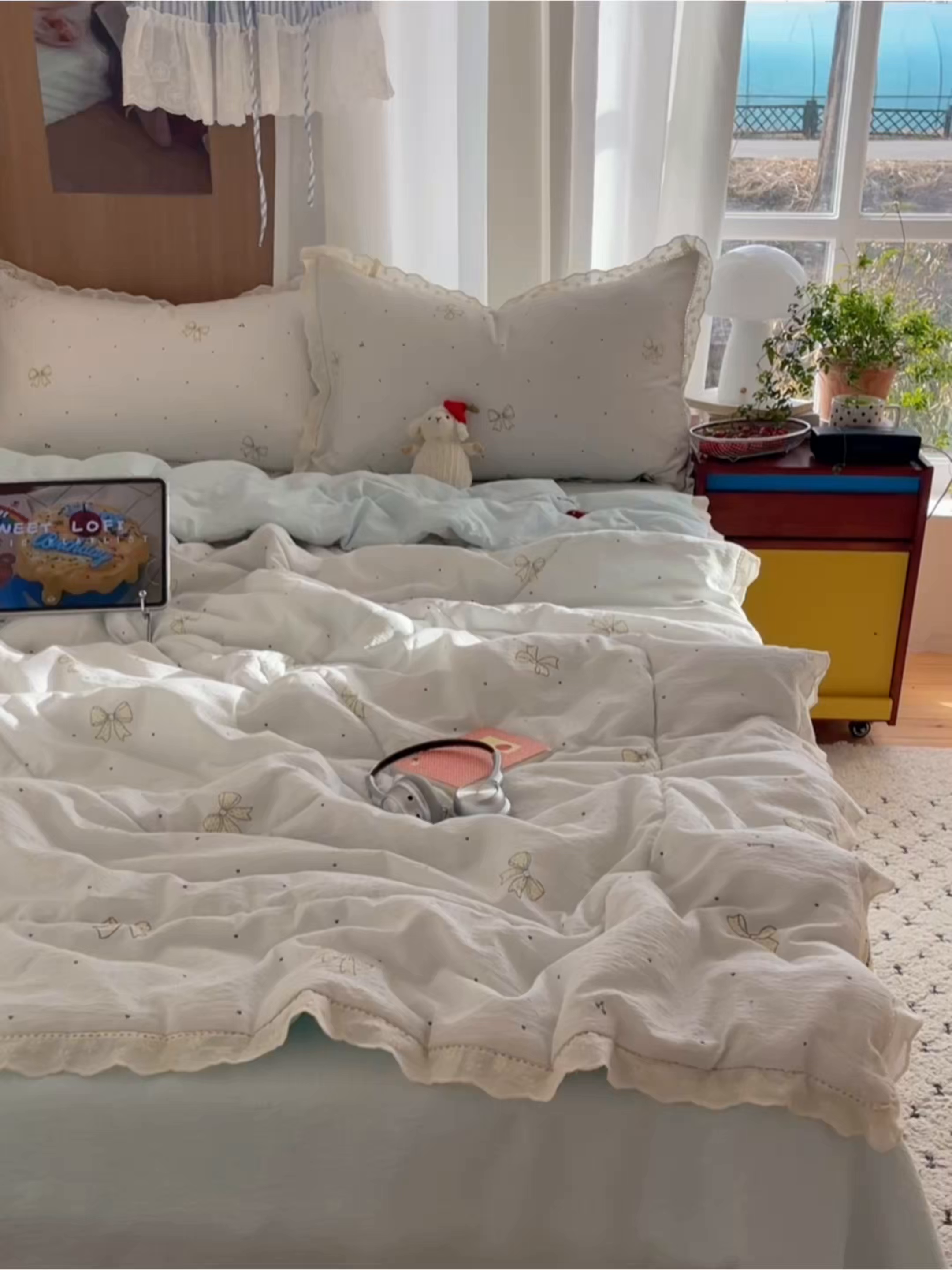 91家纺网 家纺一手货源 找家纺 梵克保罗 2026春夏新款全棉纯棉花边皱皱纱单夏被夏凉被空调被夏被四件套 波点结心