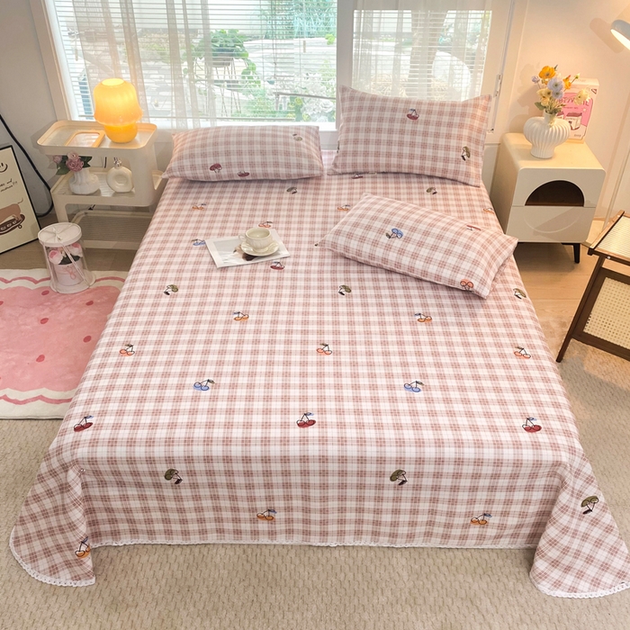 91家纺网 家纺一手货源 找家纺 棉乐町2025新款花边款老粗布床单甜樱小格