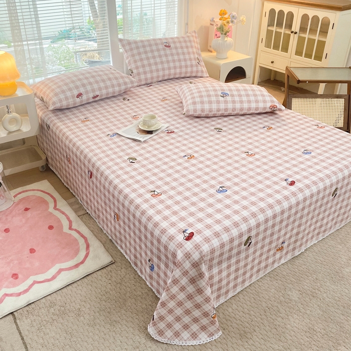 91家纺网 家纺一手货源 找家纺 棉乐町2025新款花边款老粗布床单甜樱小格