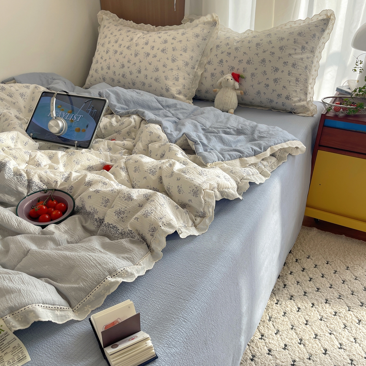 91家纺网 家纺一手货源 找家纺 梵克保罗 2026春夏新款全棉纯棉花边皱皱纱单夏被夏凉被空调被夏被四件套 蓝芷序