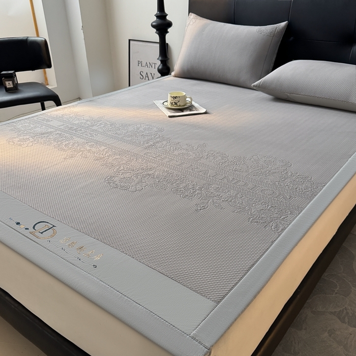 91家纺网 家纺一手货源 找家纺 怡源梦 2026新款A类高分子凉感席席子-巴黎世家系列 巴黎世家 灰色