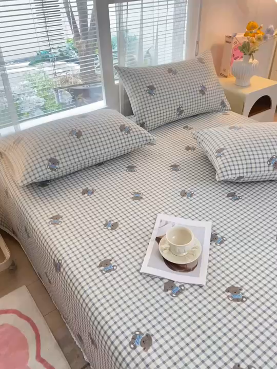 91家纺网 家纺一手货源 找家纺 金泰莱2025新款花边款老粗布床单暖熊