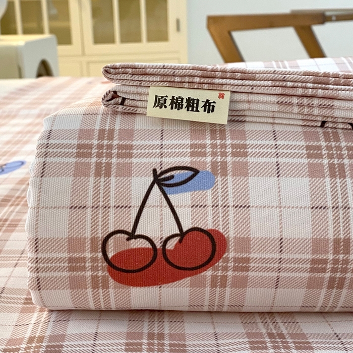 91家纺网 家纺一手货源 找家纺 金泰莱2025新款花边款老粗布床单甜樱小格