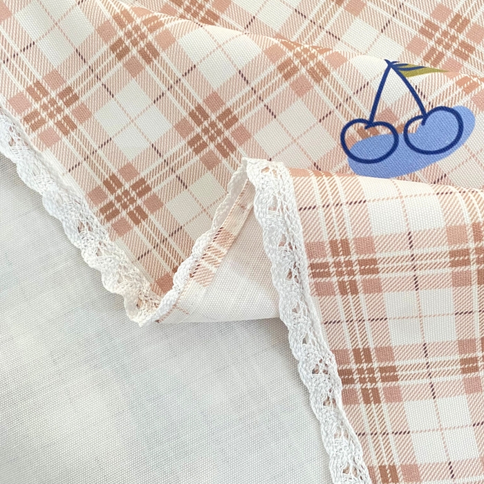 91家纺网 家纺一手货源 找家纺 金泰莱2025新款花边款老粗布床单甜樱小格