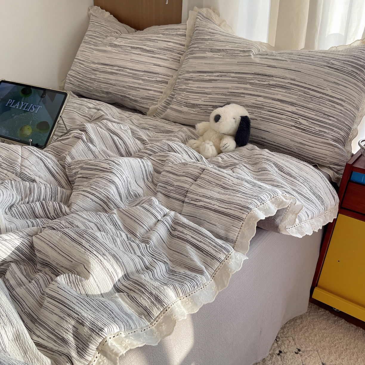 91家纺网 家纺一手货源 找家纺 梵克保罗 2026春夏新款全棉纯棉花边皱皱纱单夏被夏凉被空调被夏被四件套 素锦纹