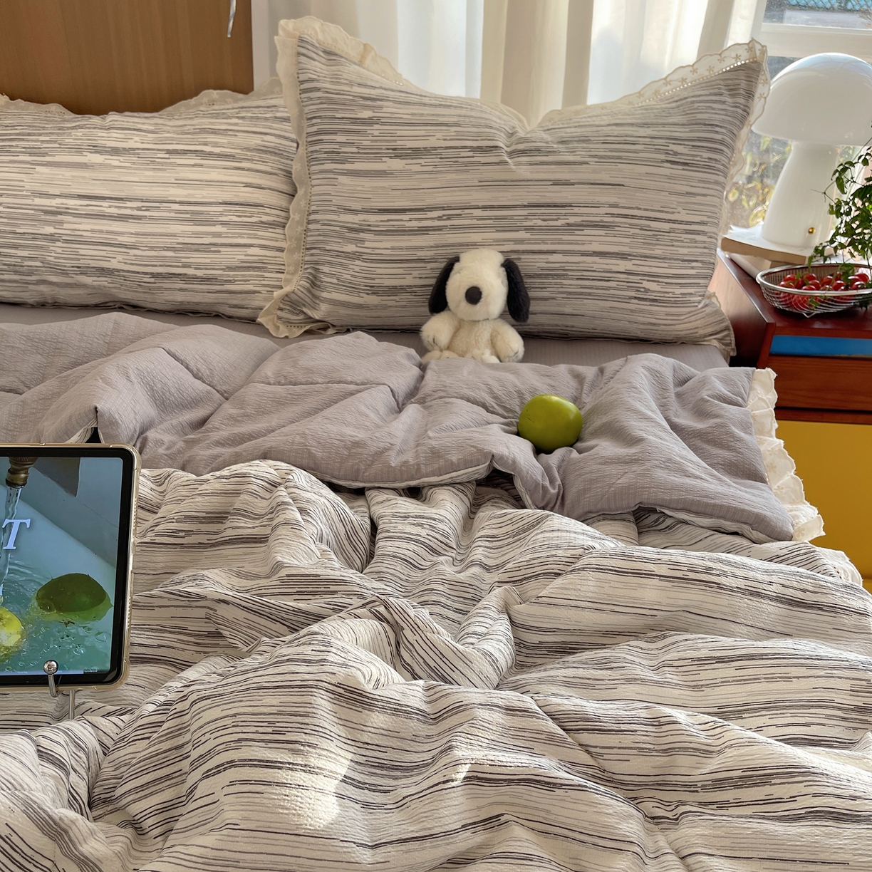 91家纺网 家纺一手货源 找家纺 梵克保罗 2026春夏新款全棉纯棉花边皱皱纱单夏被夏凉被空调被夏被四件套 素锦纹