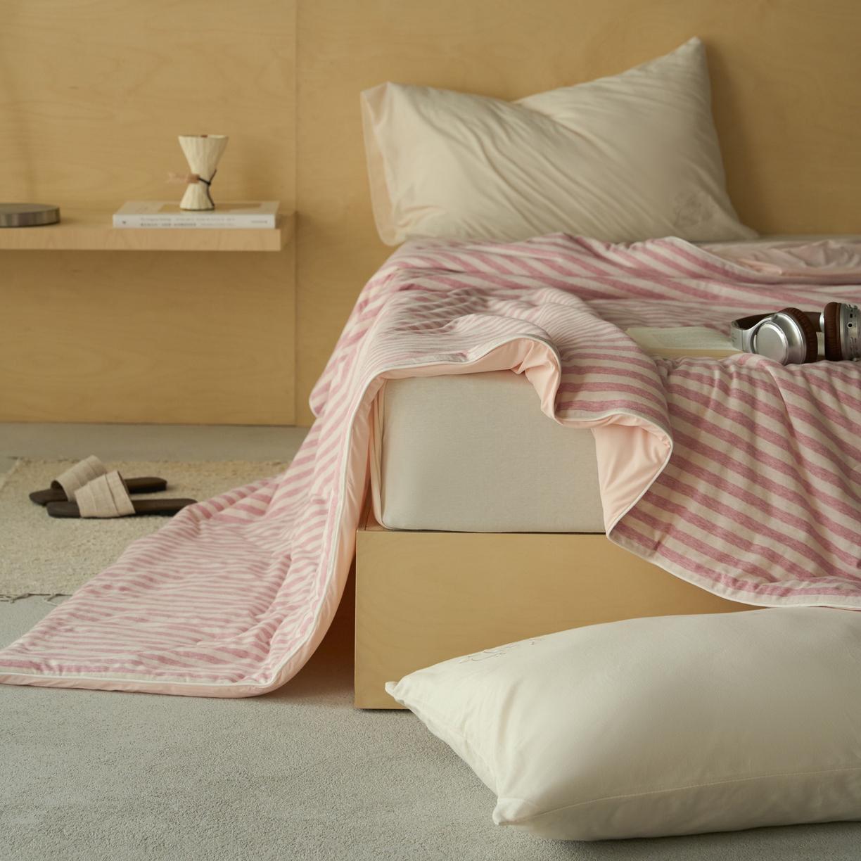 91家纺网 家纺一手货源 找家纺 华超针织 2026新款全棉针织拼锦氨凉感夏被空调被夏凉被 纯棉拼凉感 红米