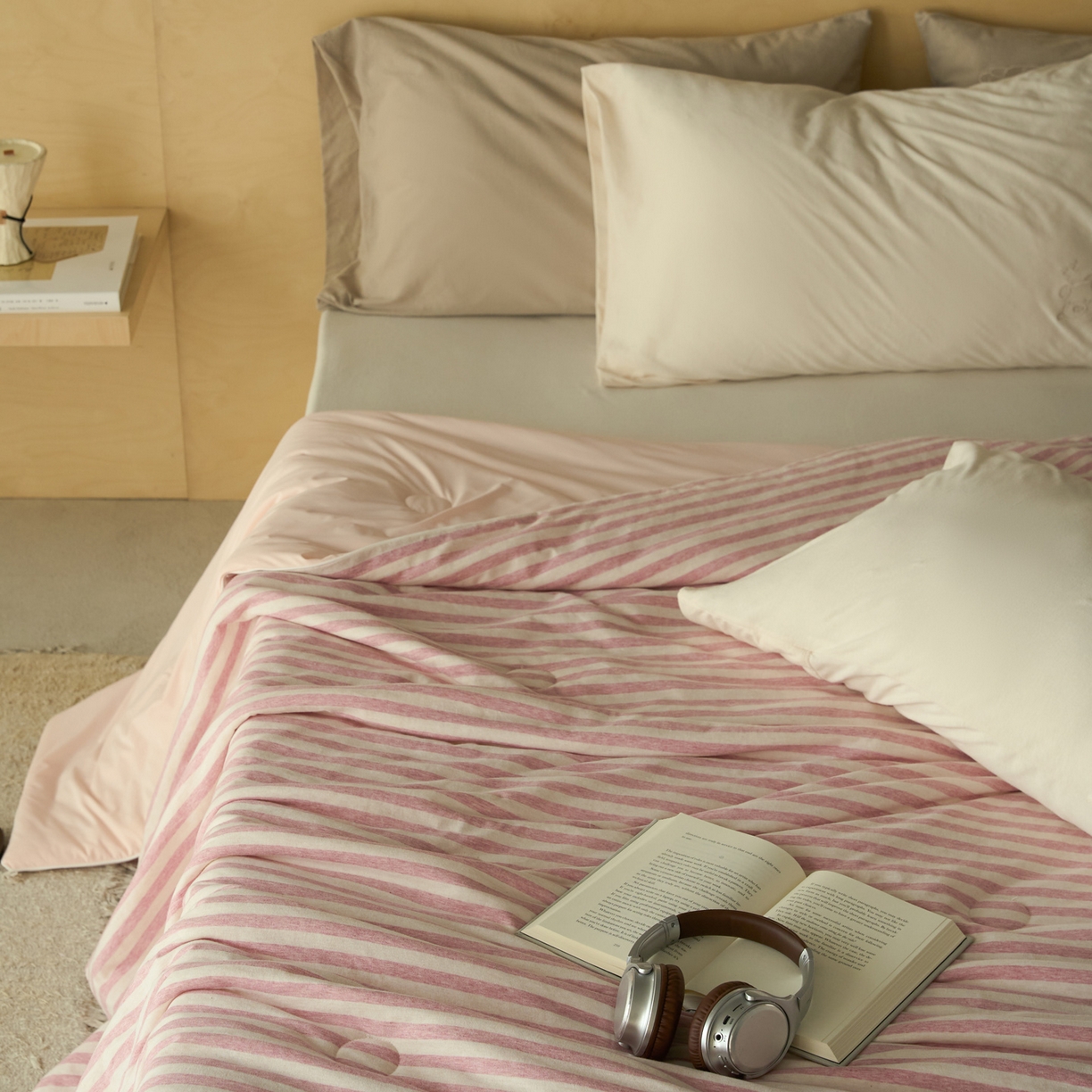 91家纺网 家纺一手货源 找家纺 华超针织 2026新款全棉针织拼锦氨凉感夏被空调被夏凉被 纯棉拼凉感 红米