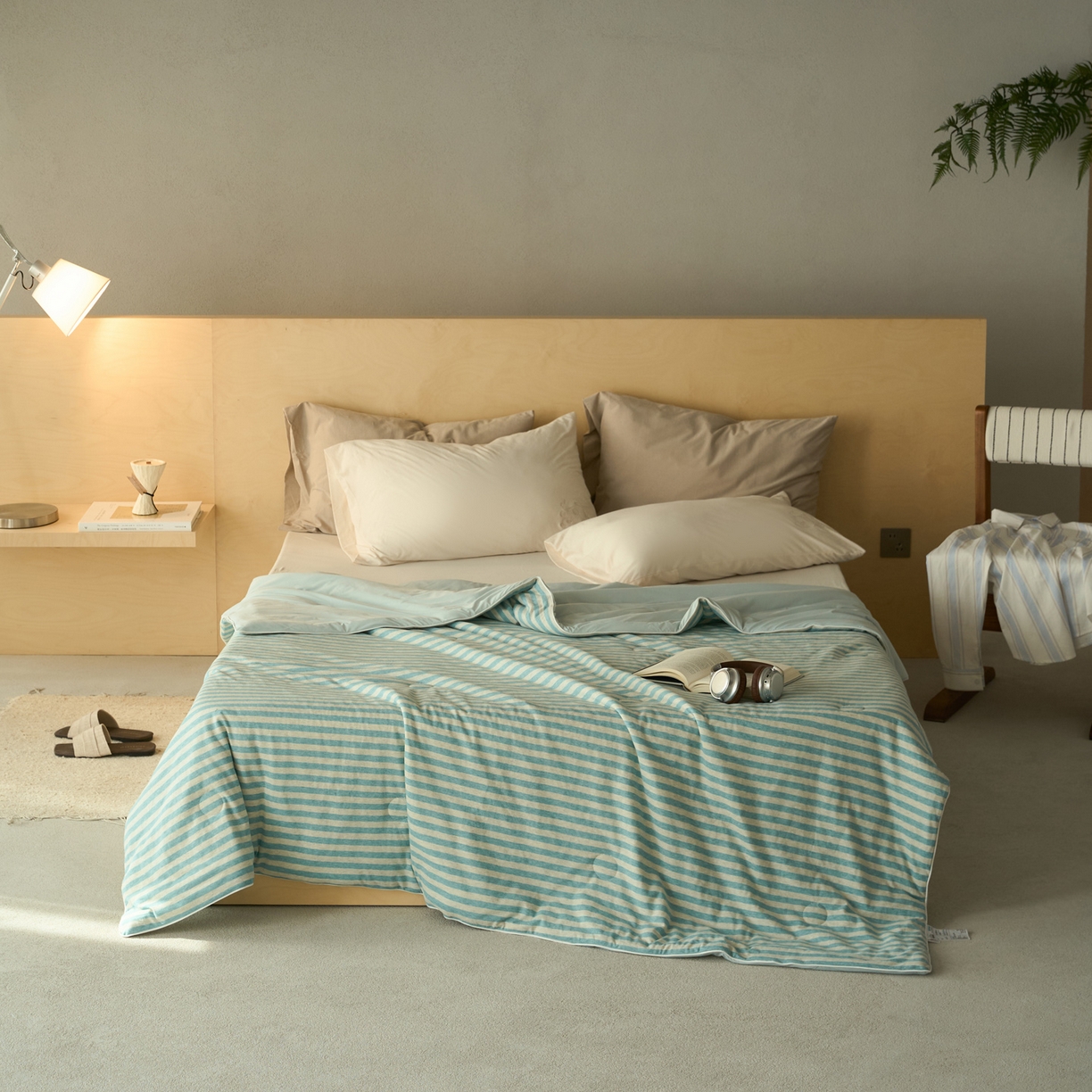 91家纺网 家纺一手货源 找家纺 华超针织 2026新款全棉针织拼锦氨凉感夏被空调被夏凉被 纯棉拼凉感 水蓝