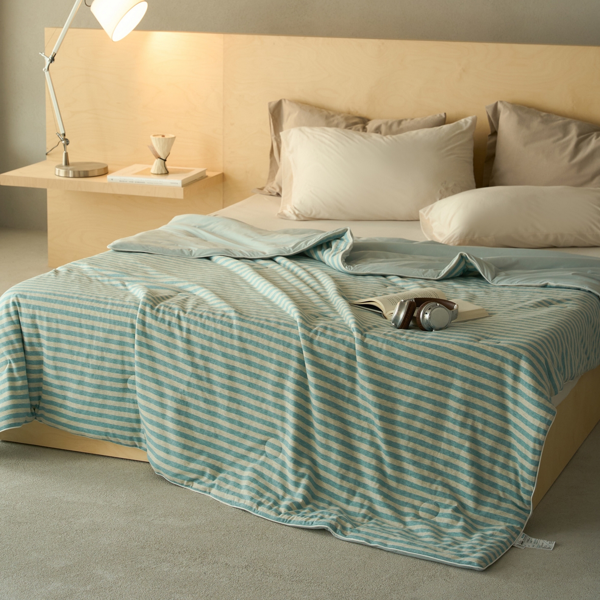 91家纺网 家纺一手货源 找家纺 华超针织 2026新款全棉针织拼锦氨凉感夏被空调被夏凉被 纯棉拼凉感 水蓝