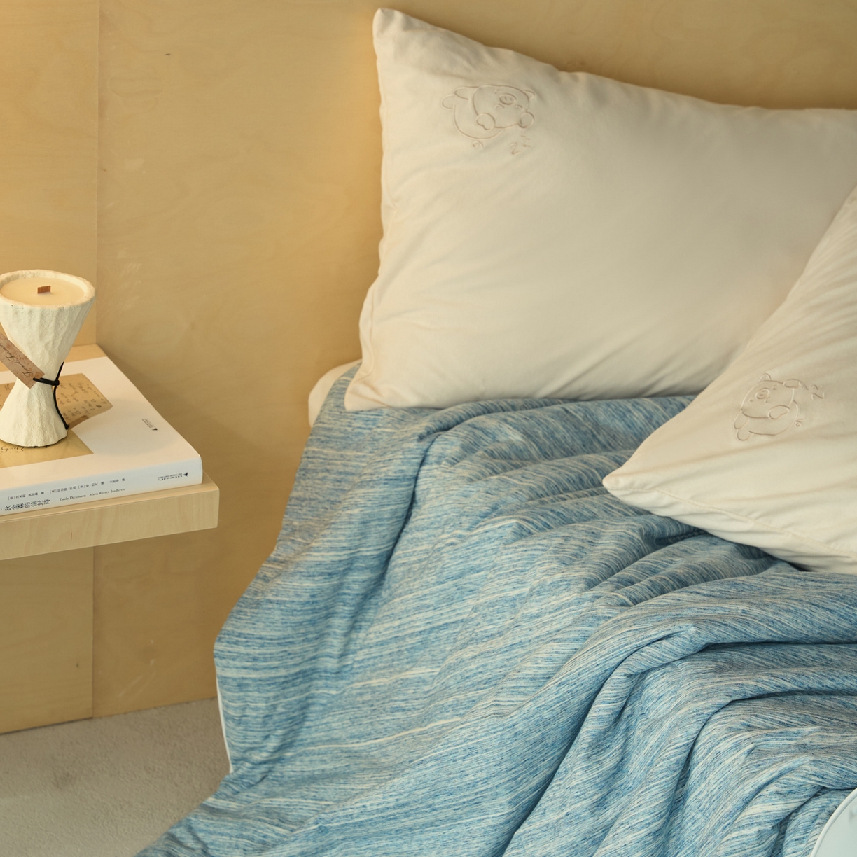 91家纺网 家纺一手货源 找家纺 华超针织 2026新款全棉针织拼锦氨凉感夏被空调被夏凉被 纯棉拼凉感 段彩雾兰