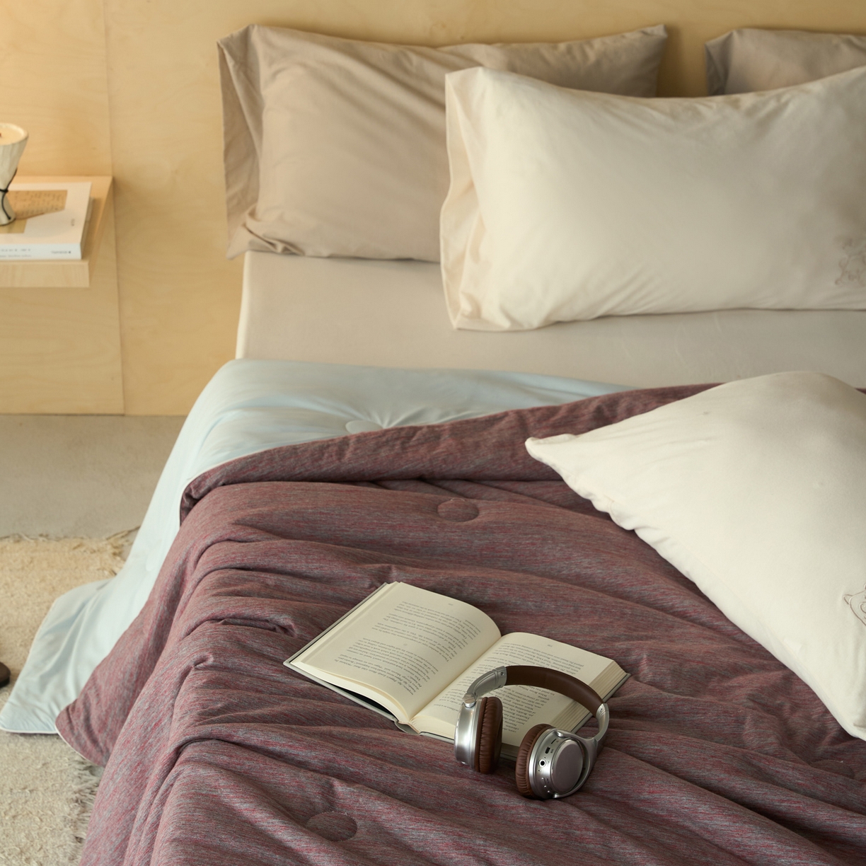 91家纺网 家纺一手货源 找家纺 华超针织 2026新款全棉针织拼锦氨凉感夏被空调被夏凉被 纯棉拼凉感 段彩砖红