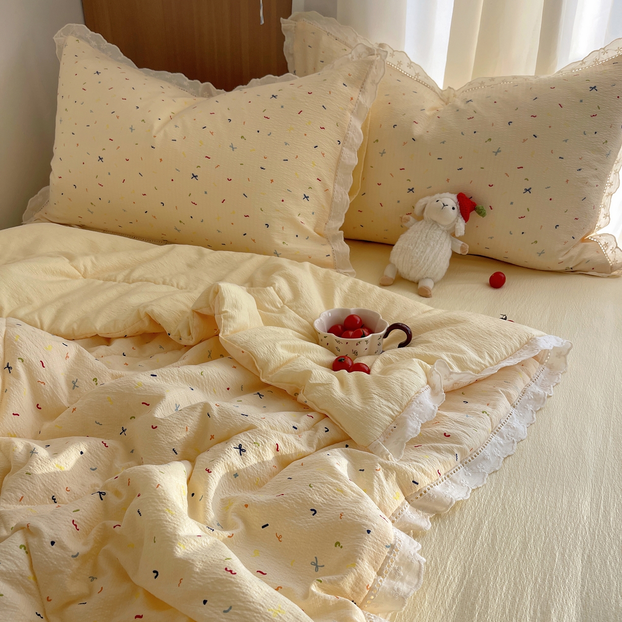 91家纺网 家纺一手货源 找家纺 梵克保罗 2026春夏新款全棉纯棉花边皱皱纱单夏被夏凉被空调被夏被四件套 元气点