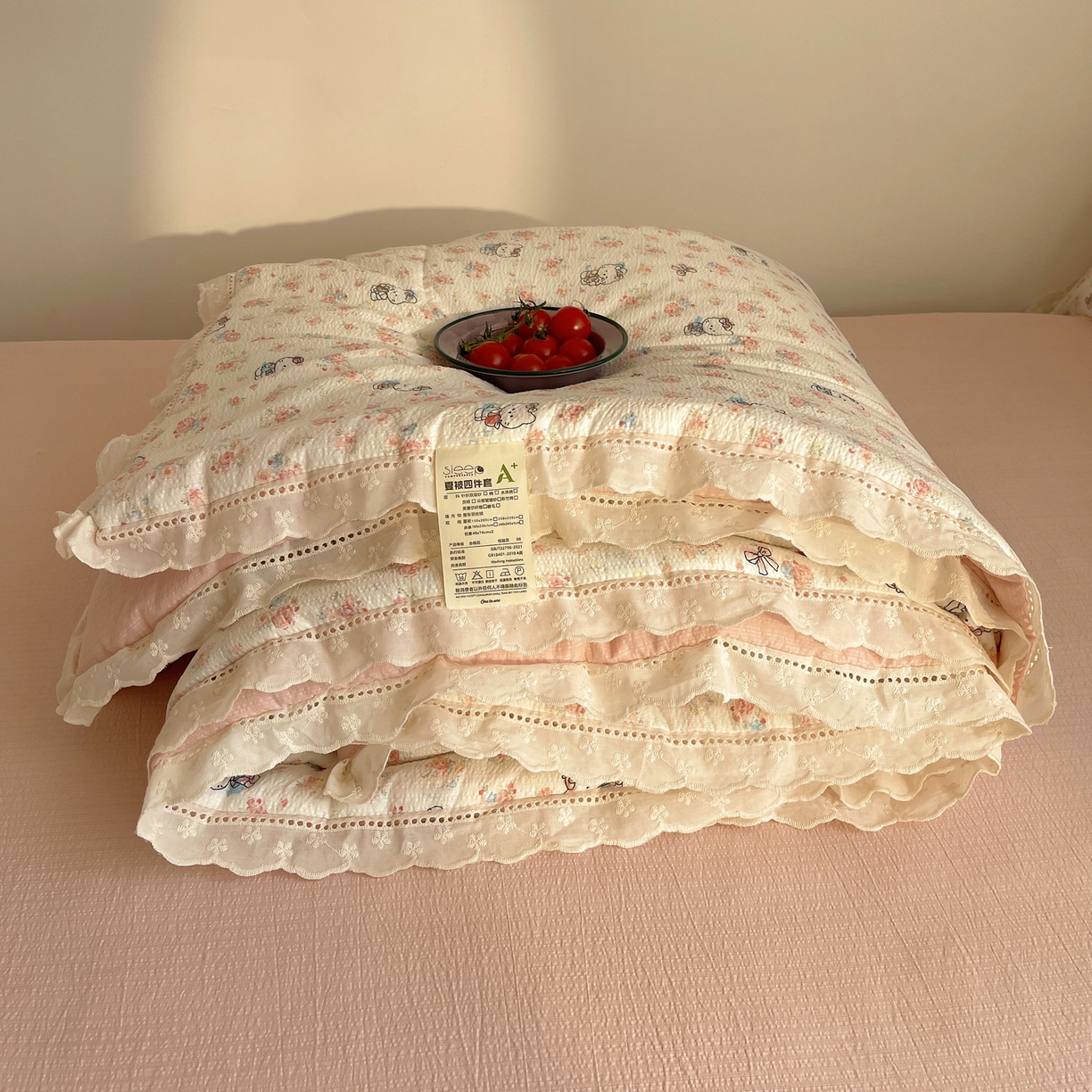 91家纺网 家纺一手货源 找家纺 梵克保罗 2026春夏新款全棉纯棉花边皱皱纱单夏被夏凉被空调被夏被四件套 花样KT