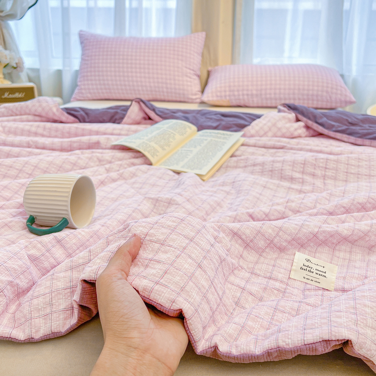 91家纺网 家纺一手货源 找家纺 老帅的工厂店 2026新款无印风泡芙棉大豆夏被 芋泥小格