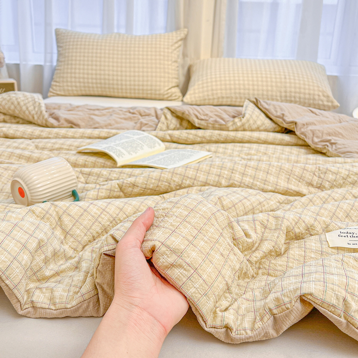 91家纺网 家纺一手货源 找家纺 老帅的工厂店 2026新款无印风泡芙棉大豆夏被 燕麦小格