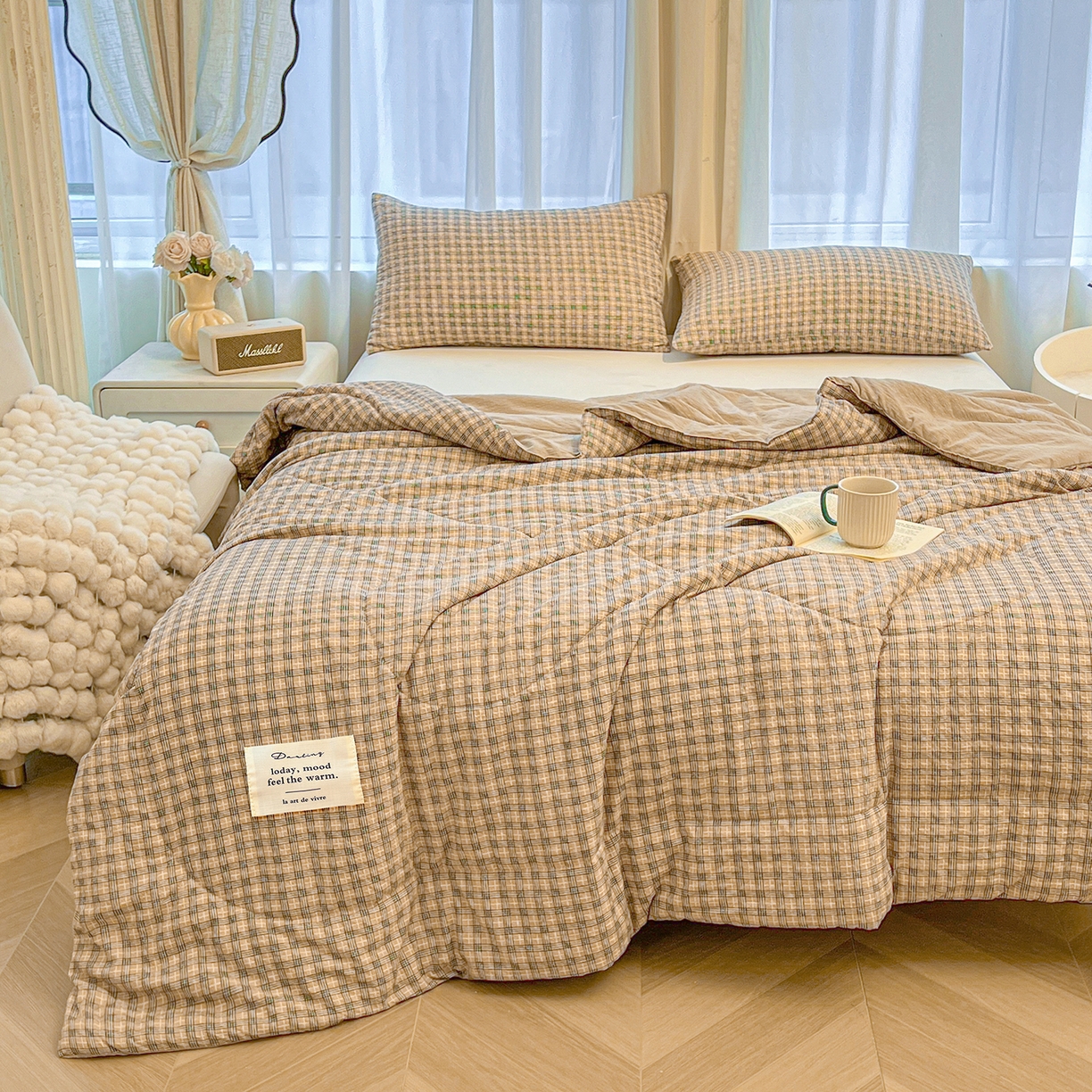 91家纺网 家纺一手货源 找家纺 老帅的工厂店 2026新款无印风泡芙棉大豆夏被 焦糖布朗